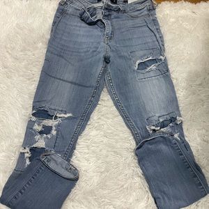 Ripped stitching skinny jeans